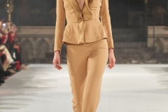 photo: Carlo Scarpato / Gorunway.com