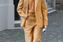 NEHERA_SS23_look1