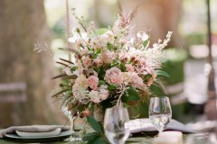 Restaurant-Chateau_des_alpilles_bouquet_de_fleurs_TaylorPorter_FlutterProvence-1