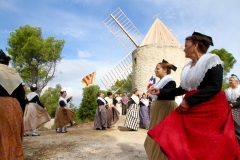 Fontvieille-Arlesiennes-Photo-OTI-Alpilles-en-Provence