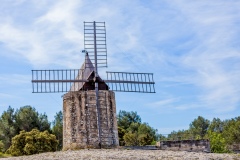 Fontvieille-Moulin-de-Daudet-Credit-Sudio-Julius