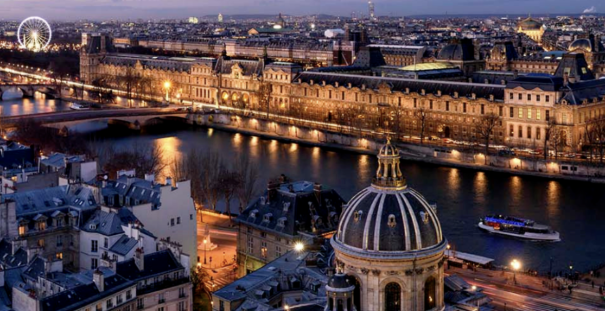 Paris et la Seine de nuit