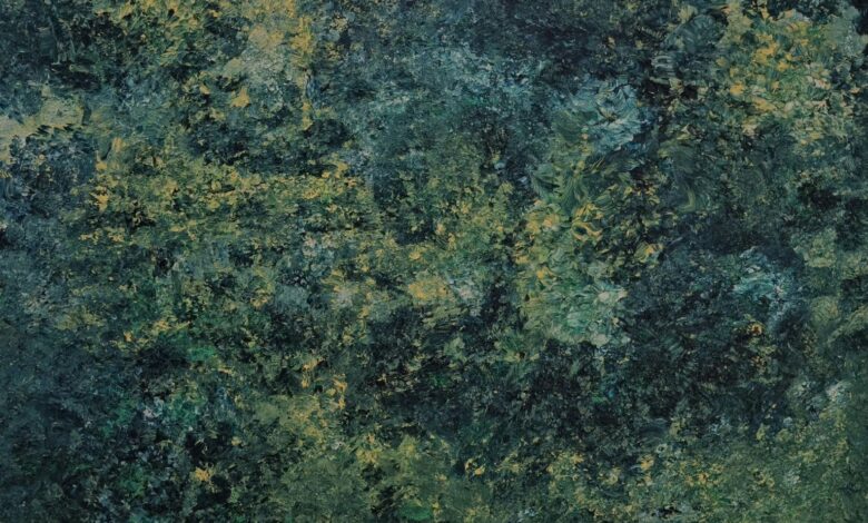 Les œuvres d’Eos : pierres fines, graphite et peinture contemporaine